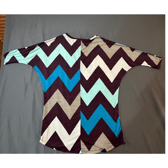 Auditions Chevron Batwing Sleeve Top Size Small – Made in USA women top - Picture 3 of 8